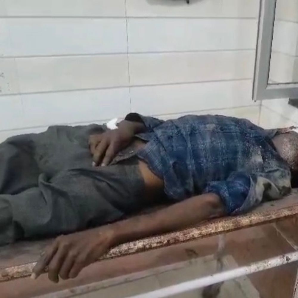 दो मोटरसाइकिलों की टक्कर में दो की मौत:एक की मौके पर, दूसरे की इलाज के दौरान गई जान; दो गंभीर घायल