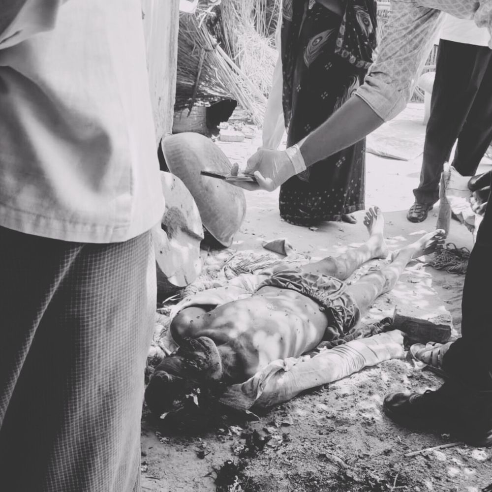 कौशांबी में घर के भीतर मिला अधेड़ का शव:पिछले दो दिनों से बेटी के घर गई हुई थी पत्नी, जताई हत्या की आशंका