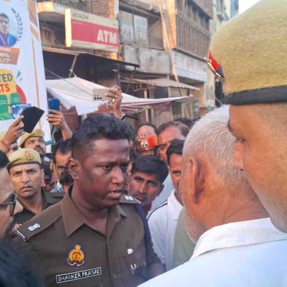 सिकंदराबाद कोतवाली प्रभारी लाइन हाजिर:होली पर युवक की हत्या और लूट के बाद एसएसपी का एक्शन