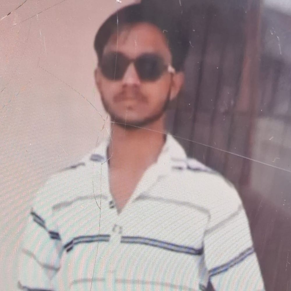 बदायूं में युवक ने किया सुसाइड:पत्नी मायके गई थी, फोन पर विवाद के बाद फांसी लगाई