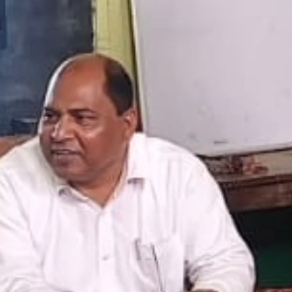 
                 अंजुमन जूनियर हाई स्कूल में प्राधिकृत नियंत्रक नियुक्त:प्रबंधकीय विवाद के कारण वेतन भुगतान का रास्ता साफ 
            