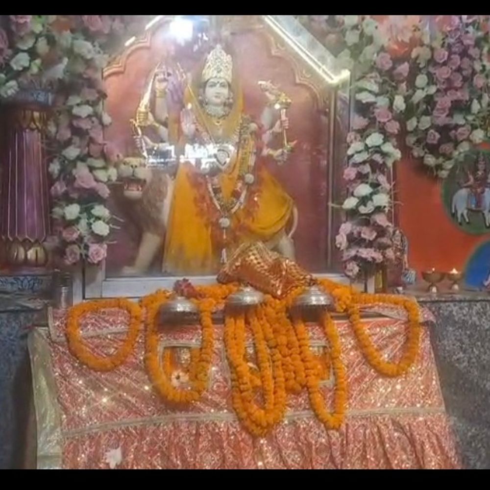 महराजगंज का शक्तिपीठ आद्रवन का इतिहास महाभारत काल से जुड़ा:शारदीय नवरात्र में लाखों श्रद्धालु करते हैं दर्शन, आस्था का प्रमुख केंद्र बना