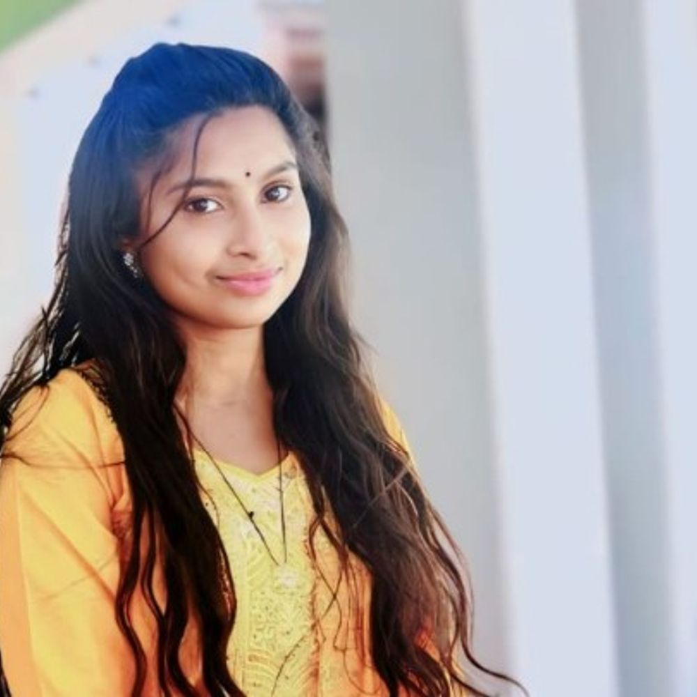 जौनपुर में महिला ने फांसी लगाकर जान दी:मायके वालों ने दहेज के लिए परेशान करने का आरोप लगाया, पति मुंबई में करता है नौकरी