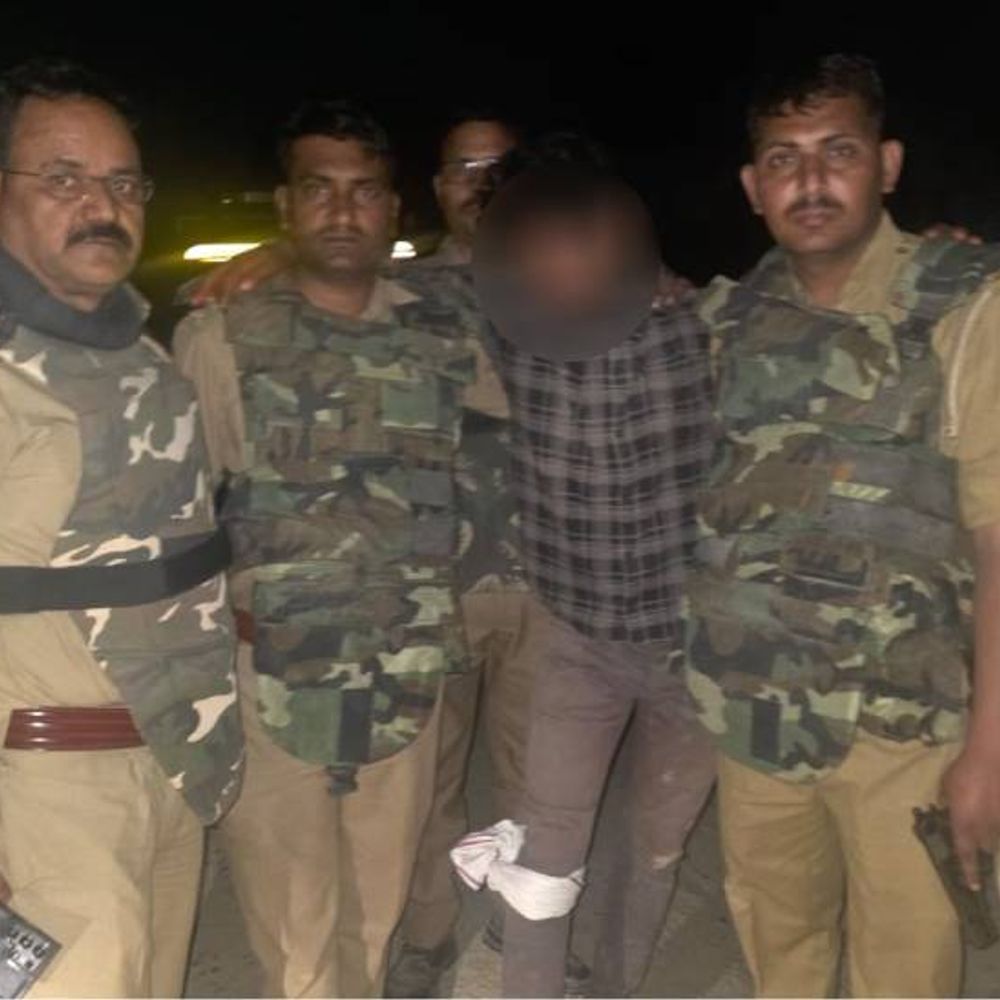 बच्ची से रेप-मर्डर का तीसरा आरोपी एनकाउंटर में घायल:कानपुर में इंस्पेक्टर पर बदमाश ने फायरिंग की, 2 आरोपी पहले से अरेस्ट; आज तीनों की कोर्ट में पेशी