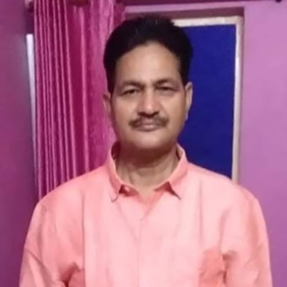 लखनऊ में रिटायर्ड सरकारी कर्मचारी को अज्ञात वाहन ने रौंदा:गुस्साए लोगों ने सड़क पर लगाया जाम, घर से सब्जी लेने के लिए निकले थे