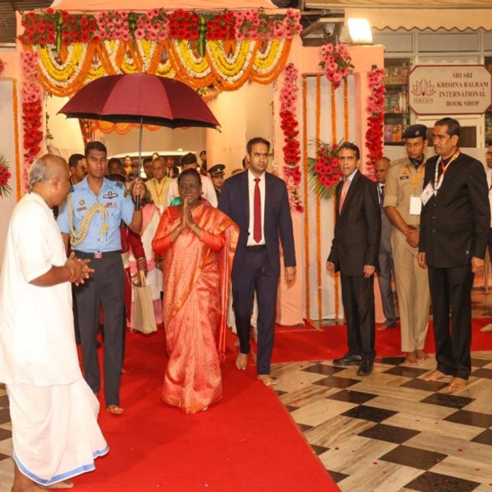 राष्ट्रपति का मथुरा दौरा:संत प्रेमानंद से होगी आध्यात्मिक चर्चा, रामकृष्ण मिशन हॉस्पिटल में करेंगी कैंसर यूनिट का उद्घाटन