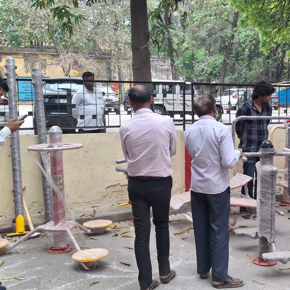 परिषदीय विद्यालयों में लगने वाले झूले जांच में दोबारा फेल:गुणवत्ताहीन सैंपल को समिति ने नकारा, 700 से अधिक स्कूलों में लगेंगे