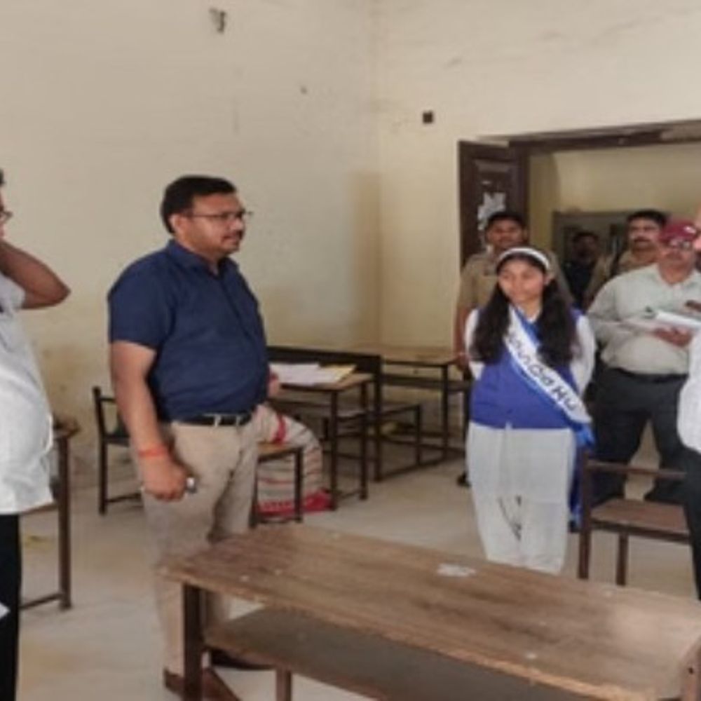 12 की छात्रा बनी संयुक्त शिक्षा निदेशक:एक दिन का मिला प्रभार, बोली गर्ल्स स्कूलों में हो पुलिस सुरक्षा