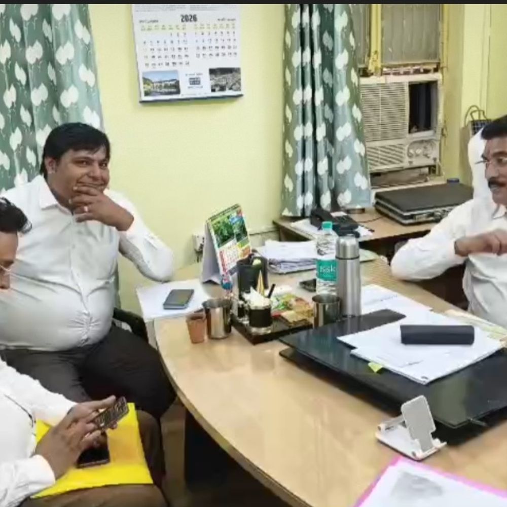 जालौन कृषि विभाग में चिकित्सा प्रतिपूर्ति घोटाले की जांच:लखनऊ से आई तीन सदस्यीय टीम ने शुरू की पड़ताल