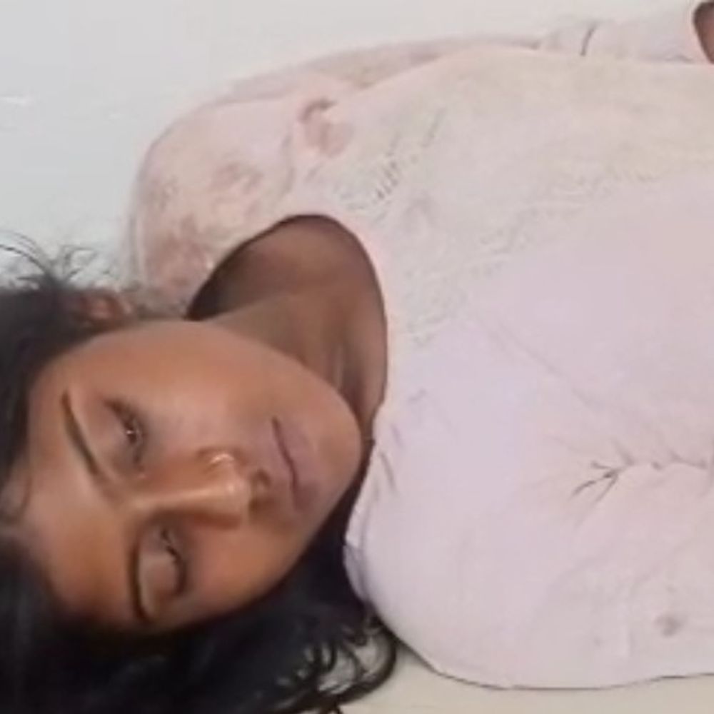 गिट्टी को लेकर दो परिवारों में खूनी संघर्ष, VIDEO:देवरिया में जमकर लाठी-डंडे चले, दो लोग गंभीर घायल