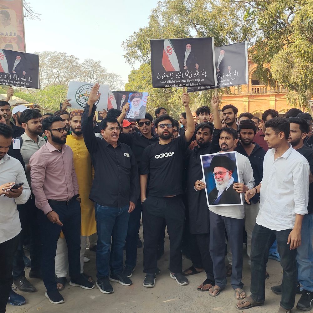 मुस्लिम समुदाय ब्लैक डे' के रूप में मनाएगा ईद:बाहों पर काली पट्टी बांध होगी नमाज, महिलाएं नहीं करेंगी श्रृंगार; नए कपड़ों का त्याग