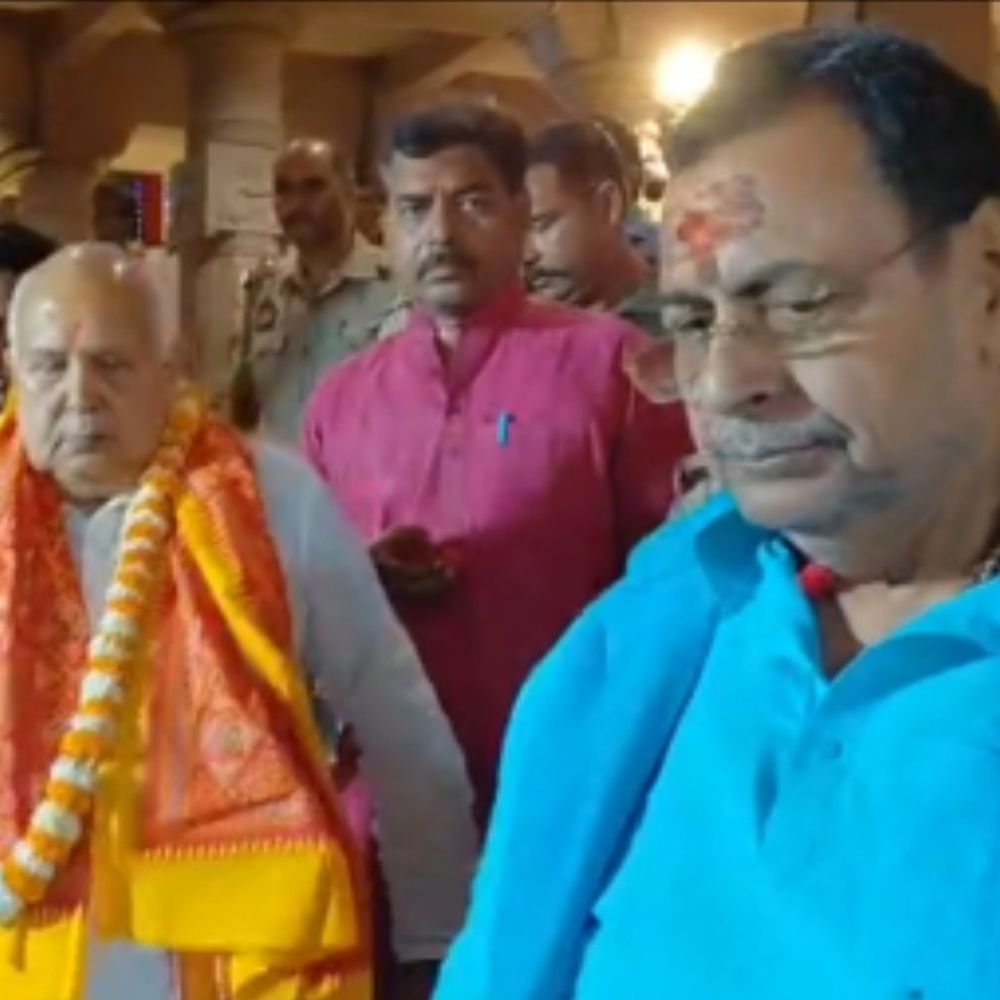 मंत्री सूर्य प्रताप शाही ने विपक्ष पर साधा निशाना:बोले- विपक्ष वैश्विक संकट में भी राजनीति कर रहा है, विंध्याचल धाम में किए दर्शन