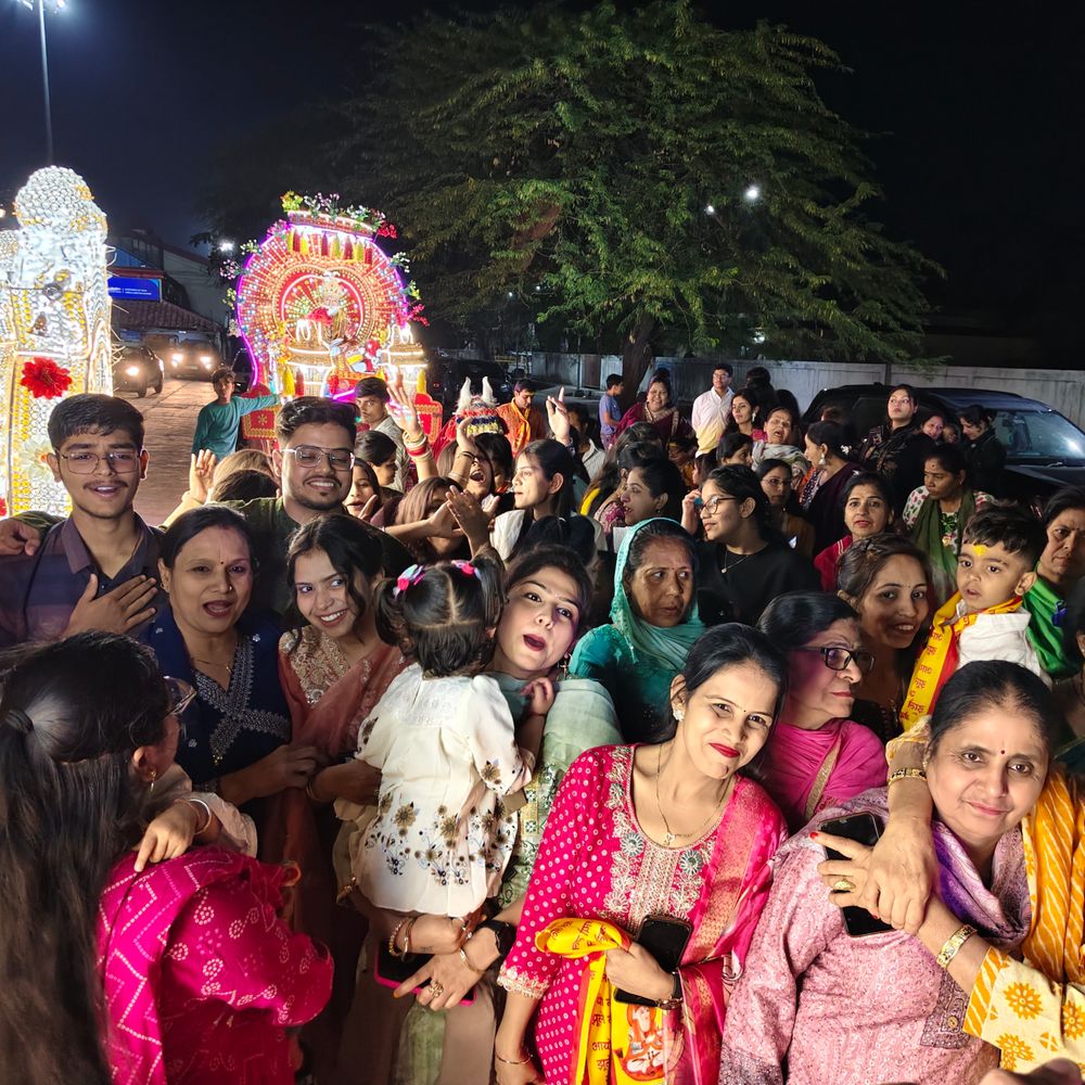 झूलेलाल जयंती: फिरोजाबाद के टूंडला में निकली शोभायात्रा:ढोल-नगाड़ों पर झूमे श्रद्धालु, सुरक्षा के पुख्ता इंतजाम