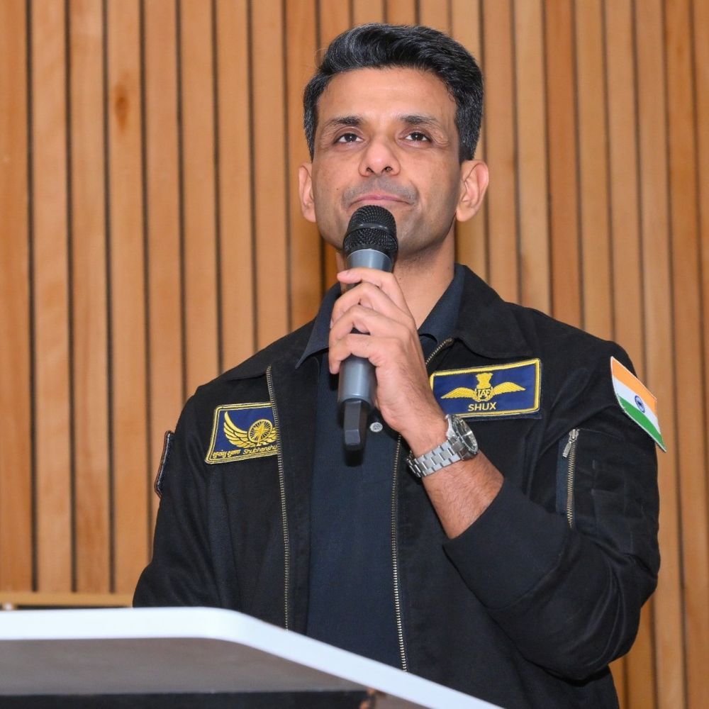 IIT कानपुर में शुभांशु शुक्ला ने बताया अंतरिक्ष का अनुभव:कहा- जब देश के लिए कुछ बड़ा करते हैं, तो पूरा भारत आपकी ताकत बन जाता है