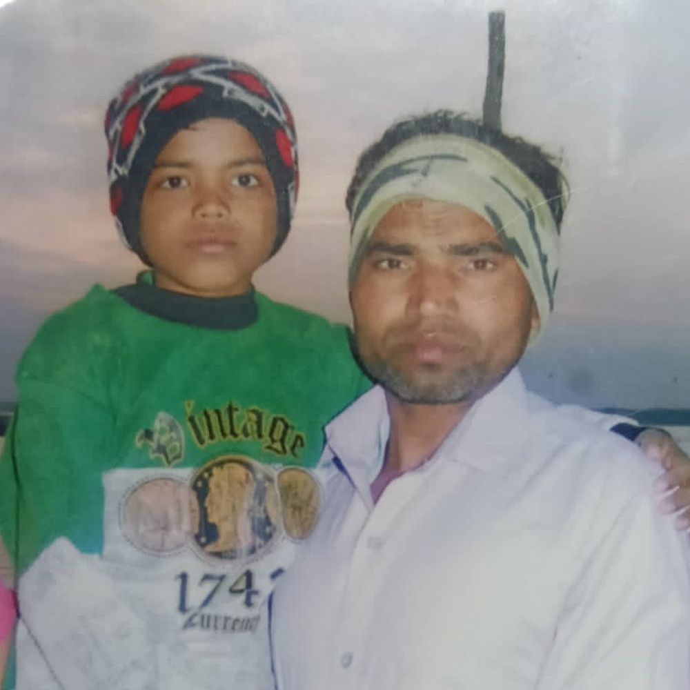 मेरठ से पिता-पुत्र लापता:दुकान से सामान लेने गए थे, पुलिस जांच में जुटी