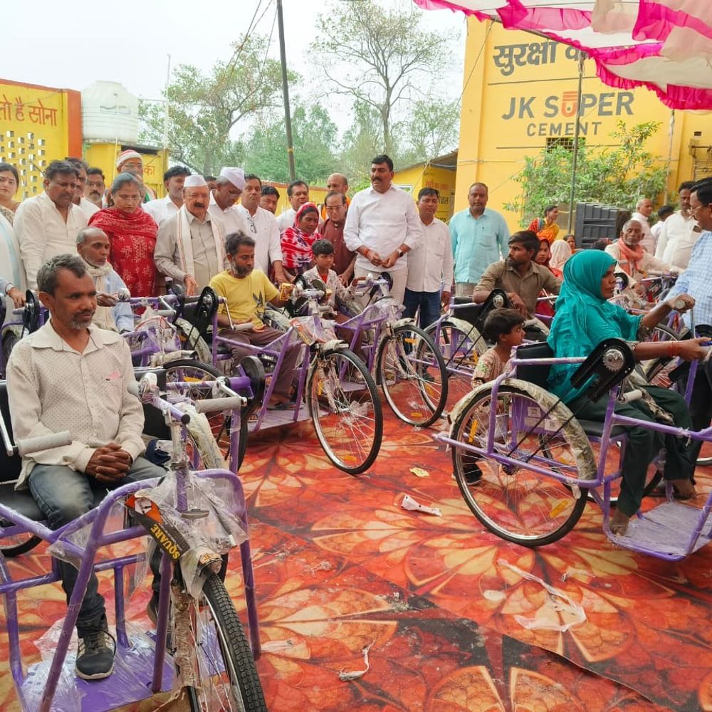 अमेठी में 1000 दिव्यांगजनों को उपकरण वितरित:सांसद किशोरी लाल शर्मा की पहल पर निःशुल्क शिविर आयोजित