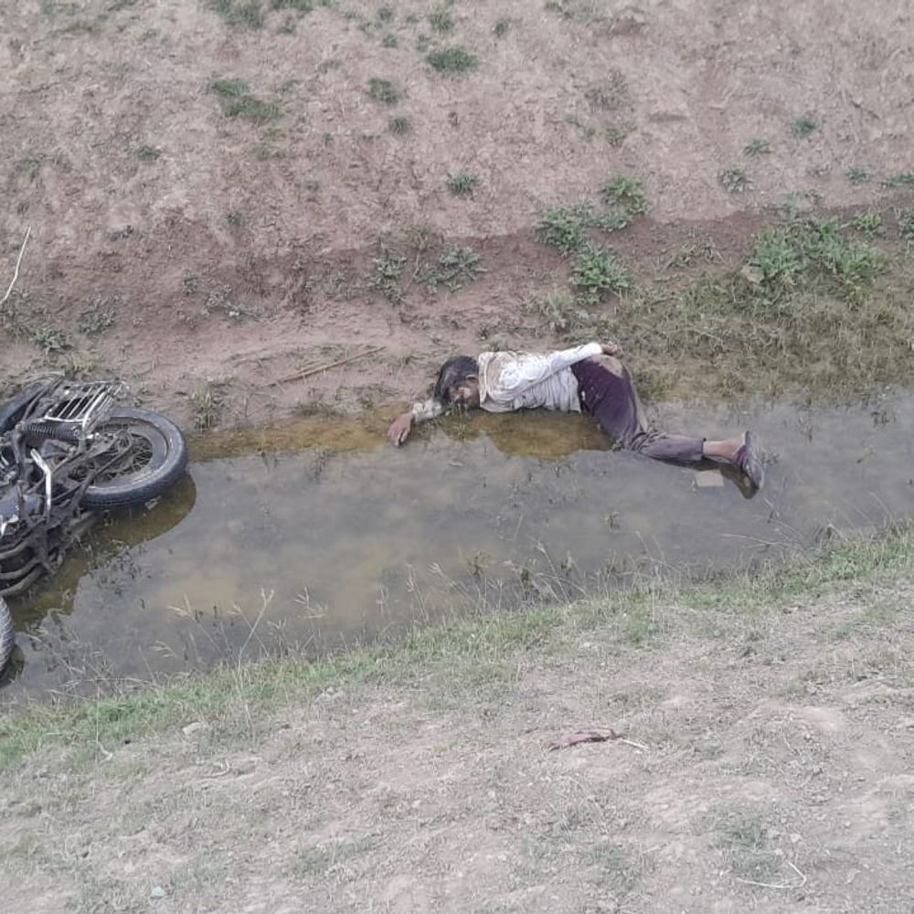 नहर में गिरने से बाइक सवार युवक की मौत:चित्रकूट के भदेदूं में पास मिला अज्ञात शव, पुलिस जांच में जुटी