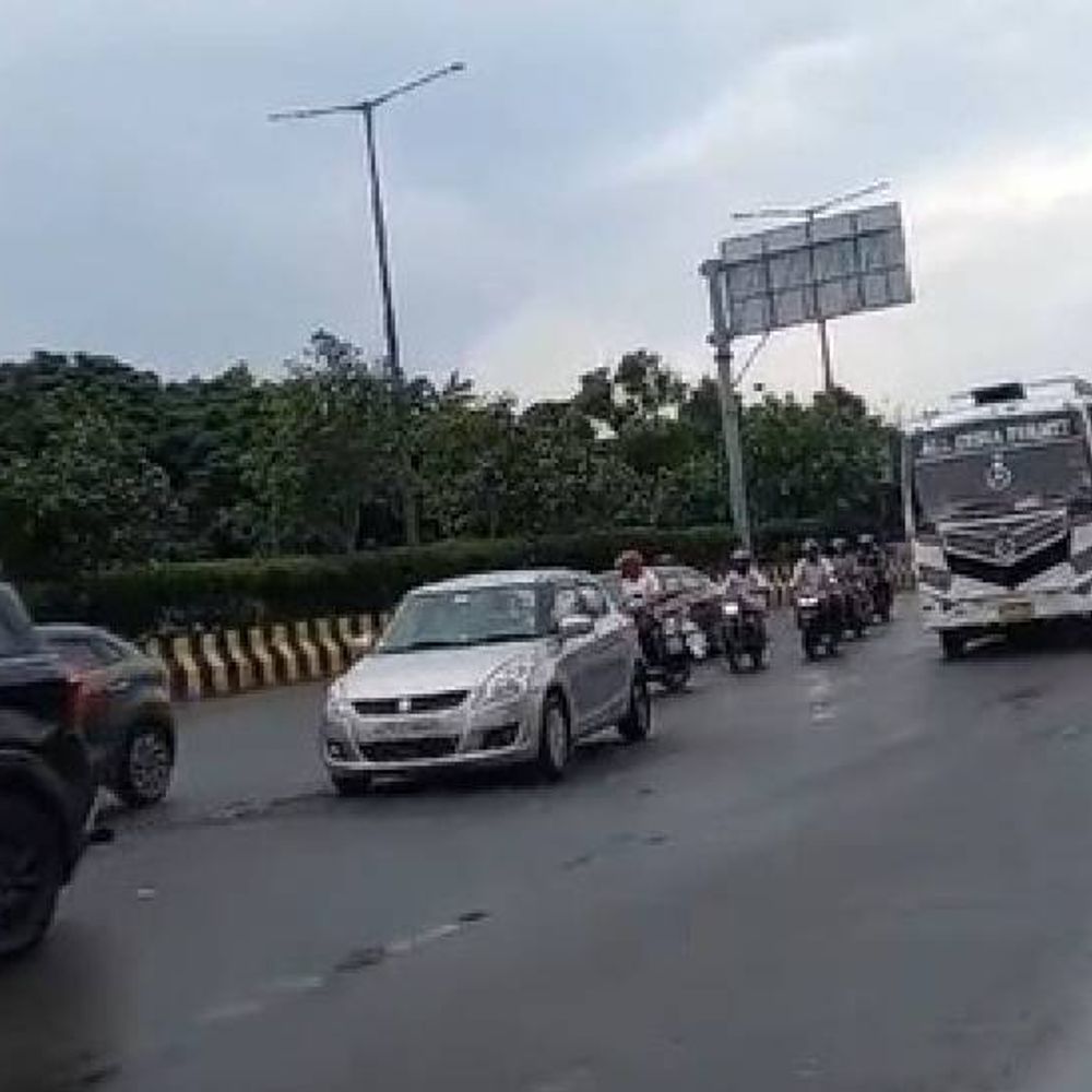 नोएडा में दो दिन तक रुक-रुक कर होगी बारिश:अधिकतम तापमान 21 डिग्री और न्यूनतम तापमान 14 डिग्री रिकार्ड किया गया