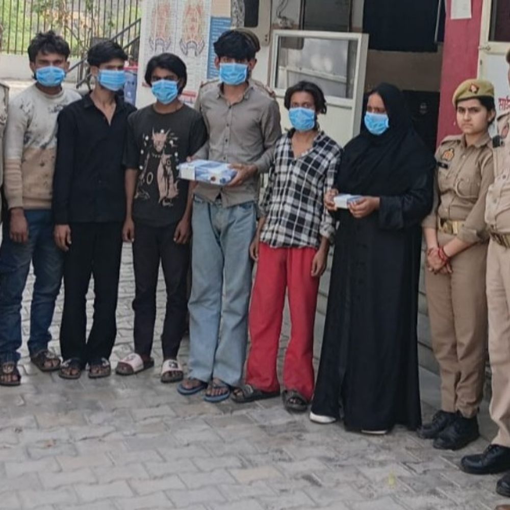 पाकिस्तान के लिए जासूसी करने वाला गैंग:अभी तक सामने आया है कि 450 फोटो वीडियो पाकिस्तान भेजे, 6 अन्य भी हिरासत में