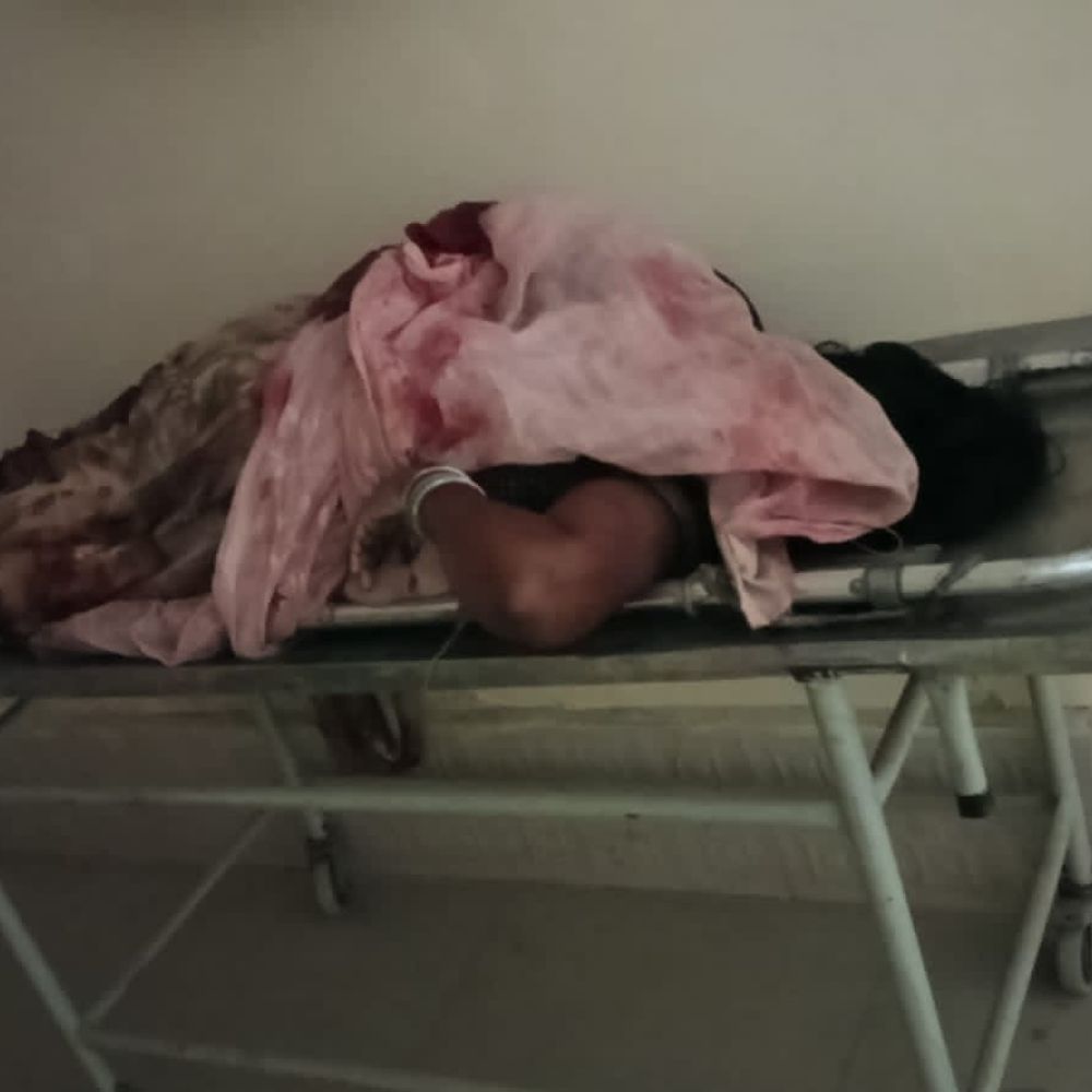 प्रतापगढ़ में गंगा स्नान से लौट रही महिला की मौत:सामने से आ रही ट्रक ने ऑटो को मारी टक्कर, अन्य दो साथी घायल