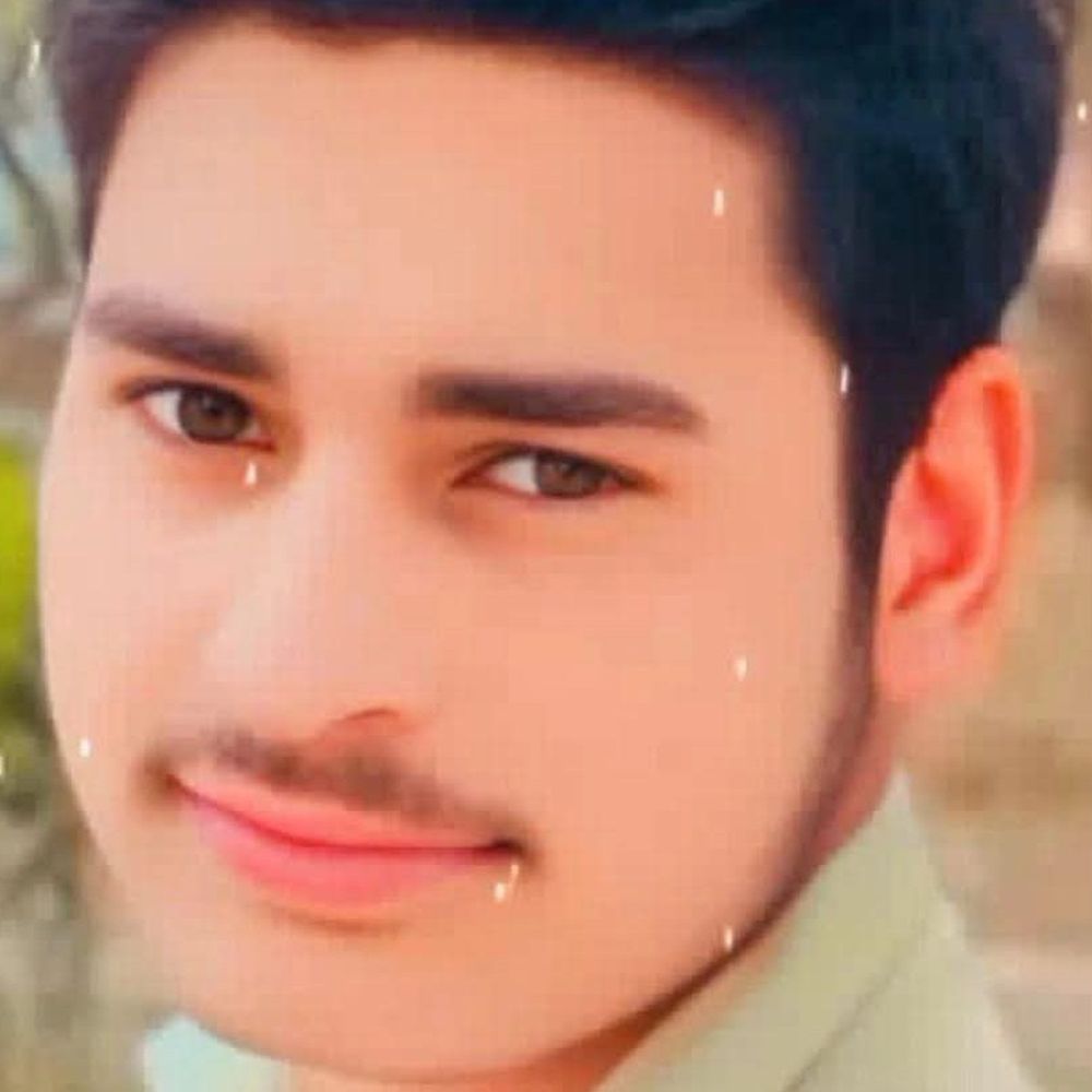 संभल में सड़क हादसे में मामा की मौत:बहन-भांजा घायल, गर्भवती पत्नी बेसुध हुई, तेज रफ्तार वाहन ने मारी टक्कर