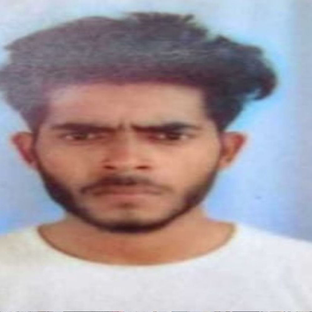 जौनपुर के युवक की सुल्तानपुर में सड़क हादसे में मौत:लखनऊ-वाराणसी हाईवे पर हुआ हादसा, तेज रफ्तार वाहन ने मारी टक्कर