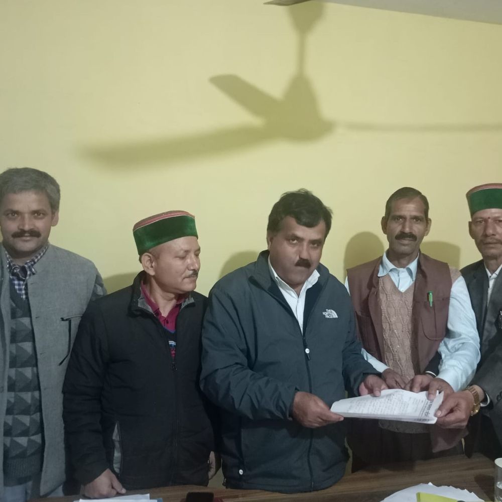 रामपुर के कई गांवों में बस सेवा ठप:  प्राकृतिक आपदा में बही सड़कें, चार पंचायतों के हजरों ग्रामीण 7 महीने से परेशान – Rampur (Shimla) News