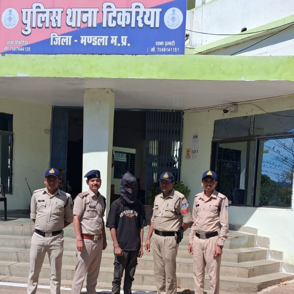 पिता को गाली देने से रोकने पर दादा की हत्या:  मंडला में झूमाझटकी के दौरान हाथ में पहना कड़ा मारा; 24 घंटे में पकड़ाया – Mandla News