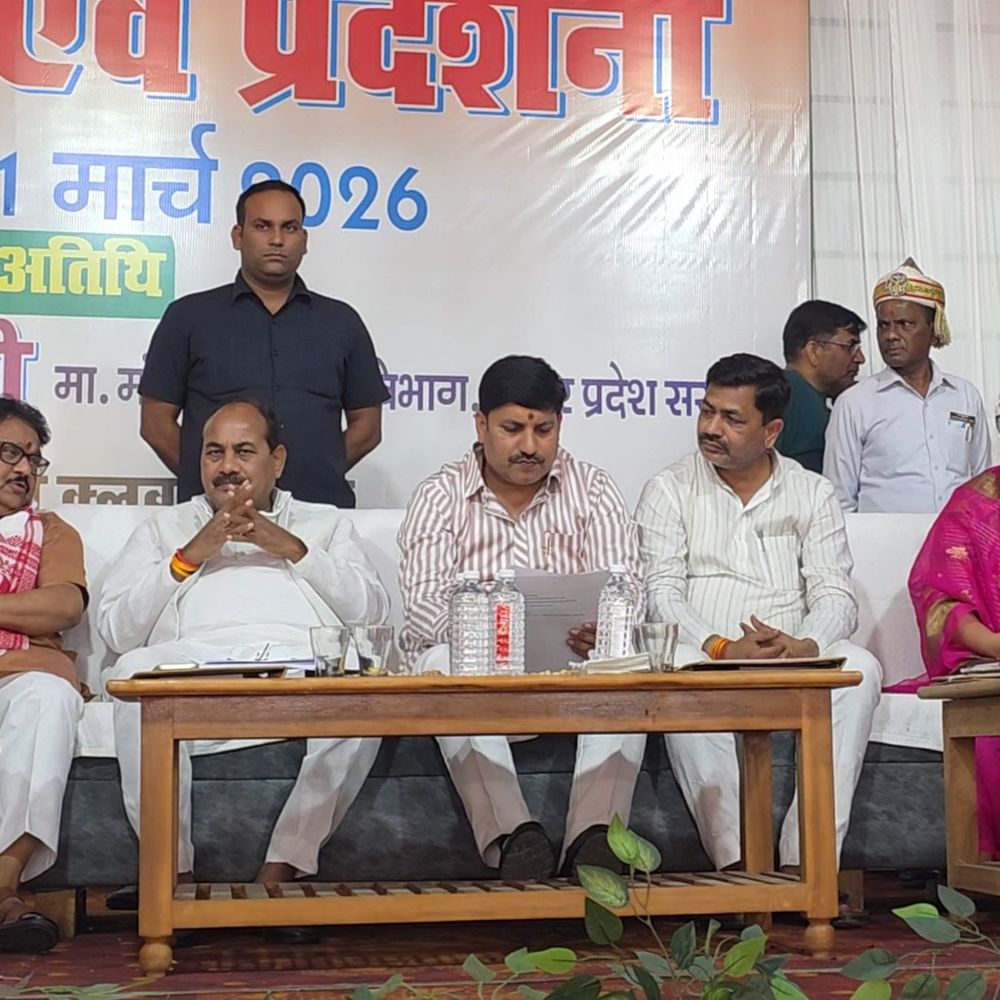 गोंडा पहुंचे प्रभारी मंत्री दारा सिंह चौहान:कहा- चाहे जब तक युद्ध चले, यूपी में गैस सिलेंडर और पेट्रोलियम की किल्लत नहीं होगी