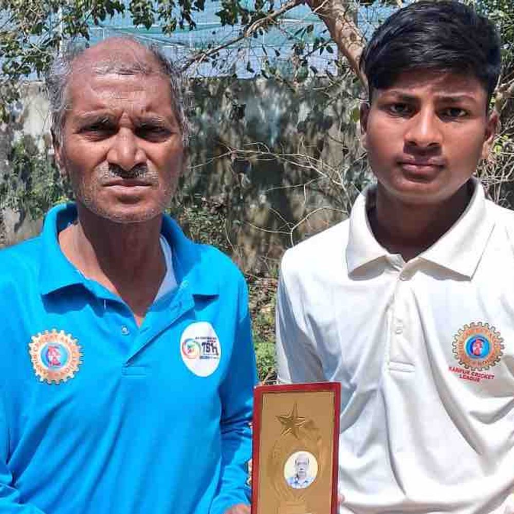 चंद्रा क्रिकेट एकेडमी ने 8 विकेट से जीता मैच:आयुष और वंश के शानदार प्रदर्शन से मिली जीत