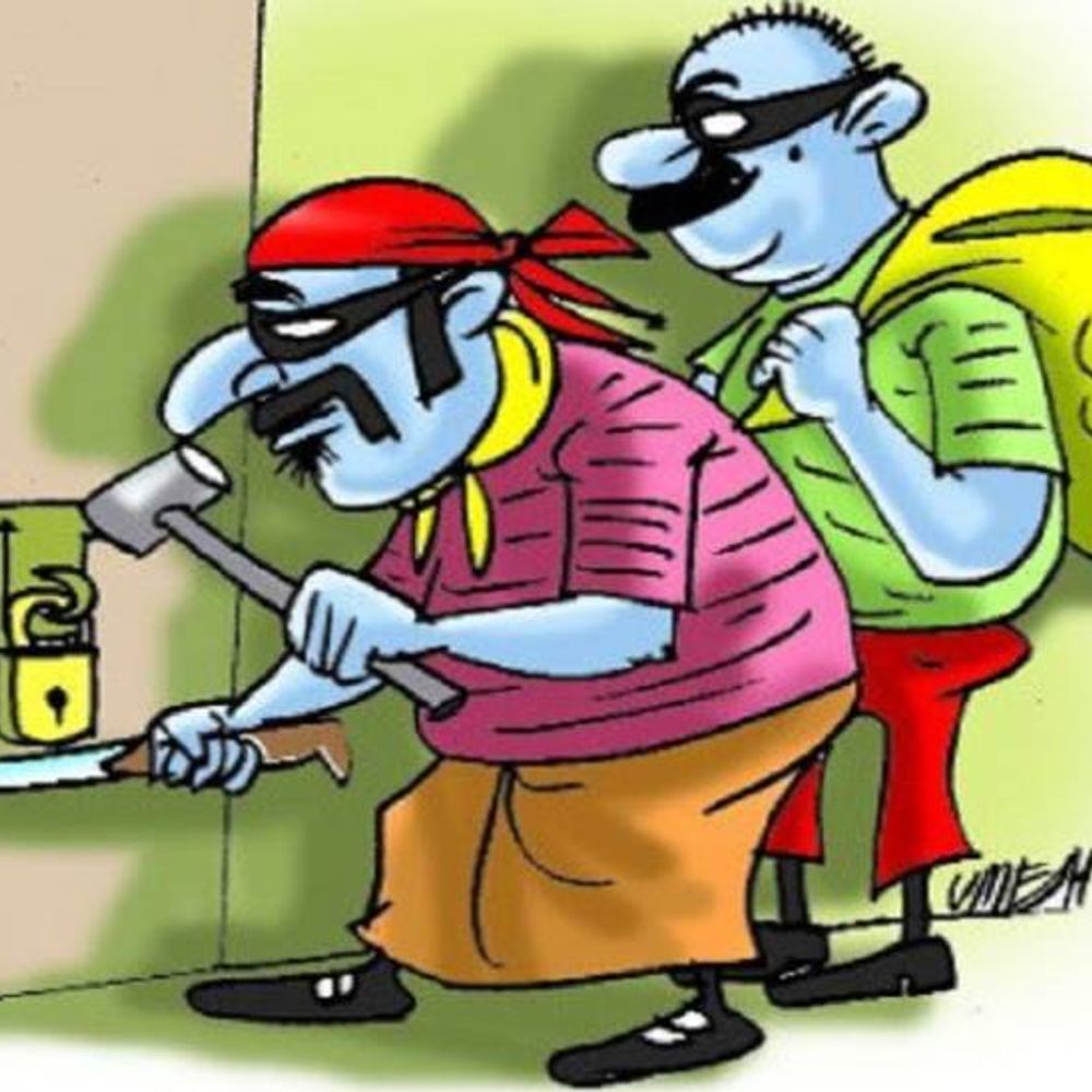 इंदौर में चोरों ने तीन मकानों को बनाया निशाना:  नगदी और जेवरात ले गए चोर, पुलिस कर रही तलाश – Indore News