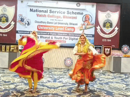 भिवानी में आयोजित NSS कैंप का समापन:  प्रदेशभर से आए 200 स्वयं सेवकों का सप्ताहभर चला शिविर, सांसकृतिक कार्यक्रम भी आयोजित – Bhiwani News