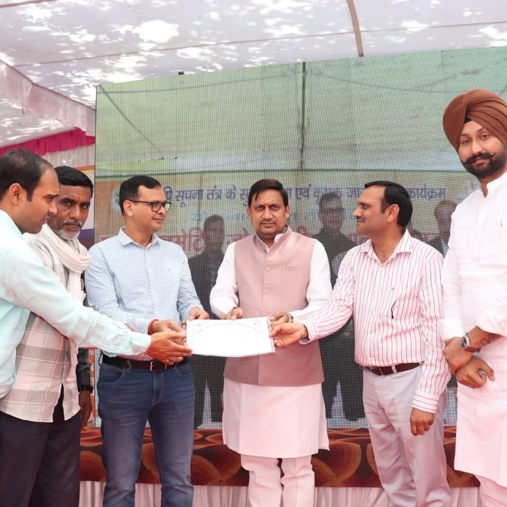 रामपुर में नौ दिवसीय किसान मेला शुरू:यूपी सरकार के 9 साल पूरे होने पर किसानों को योजनाओं से जोड़ा