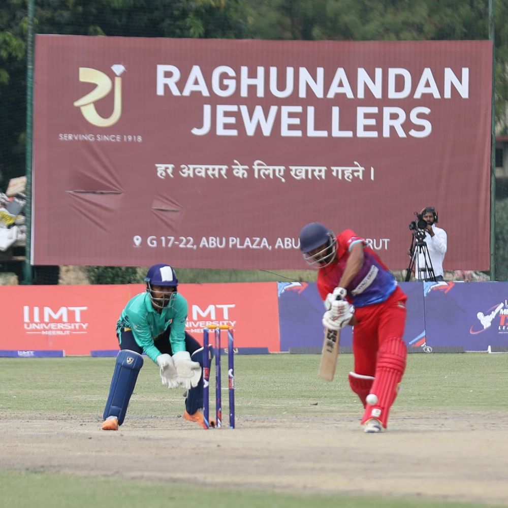 मेरठ सिविल लाइन हीरोज ने 52 रन से जीता मैच:अर्पित मलिक ने 81 रन बनाए, वंश विकल ने लिए 4 विकेट