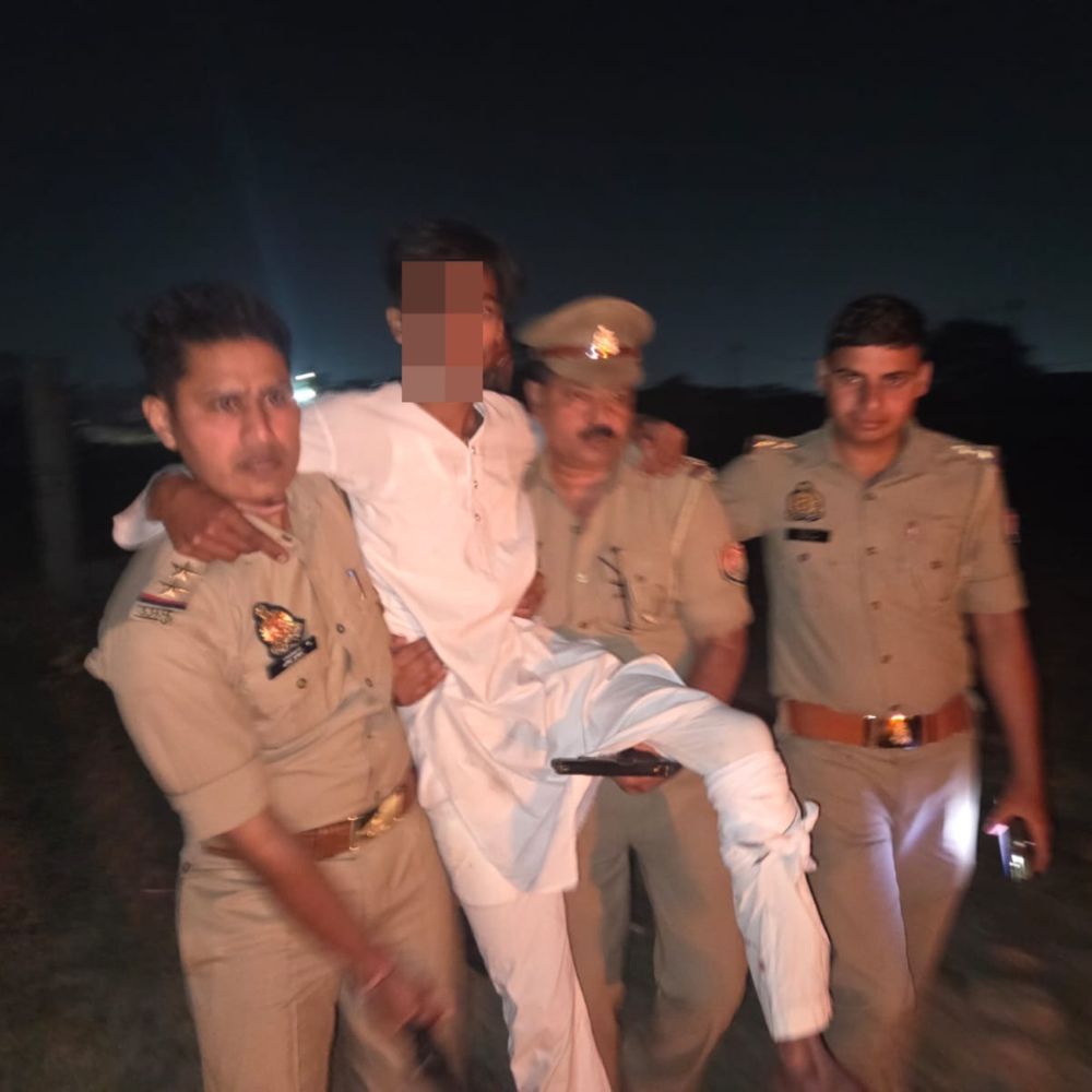 फिरोजाबाद में बच्ची को बहलाने वाला आरोपी गिरफ्तार:पुलिस मुठभेड़ में पकड़ा गया, साथी की तलाश जारी