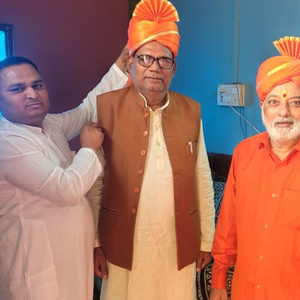 औरैया में राष्ट्रीय हिंदू वाहिनी की बैठक:संगठन विस्तार और 10 हजार सदस्य जोड़ने का लक्ष्य तय