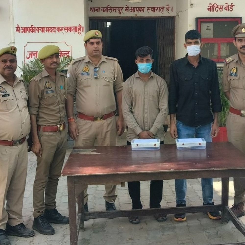 हरदोई में तमंचा-कारतूस के साथ दो गिरफ्तार:कासिमपुर के सोनानी खेड़ा में मारपीट, दोनों पर चार मुकदमें पहले से दर्ज