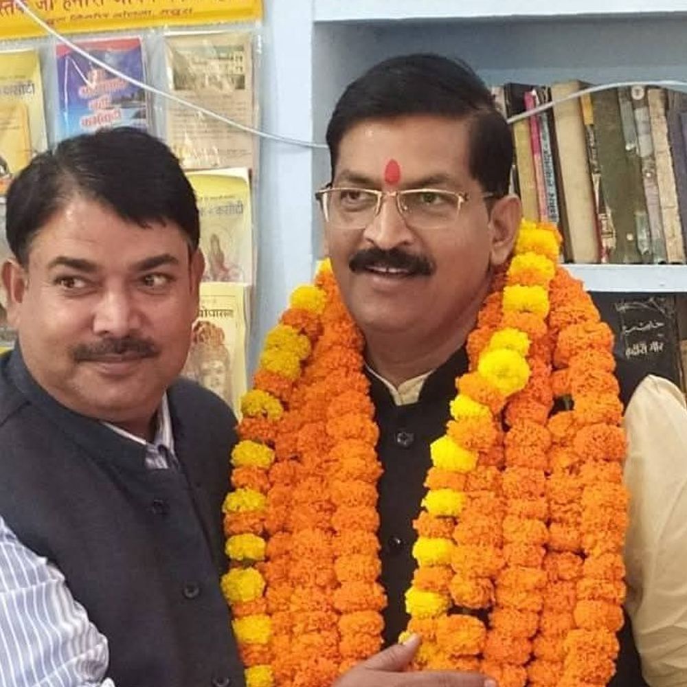 डॉ. शैलेश पांडेय बने प्रयागराज भाजपा महानगर महामंत्री:रसूलाबाद आवास पर स्वागत; अध्यक्ष संजय गुप्ता ने योगदान को सराहा