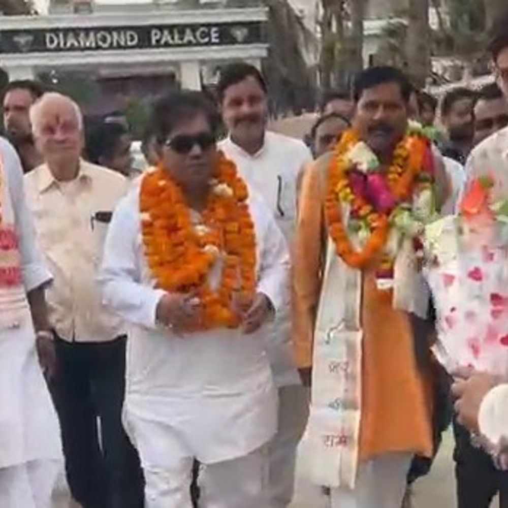 फर्रुखाबाद पहुंची विधानसभा समिति:सरकारी योजनाओं की हकीकत परखेगी, अफसरों संग बैठक करेगी