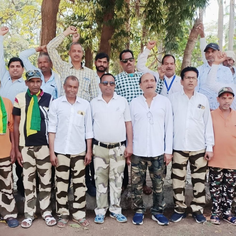 ललितपुर गौशालाओं में अनियमितता का आरोप:बुंदेलखंड विकास सेना उपाध्यक्ष ने आंदोलन की चेतावनी दी