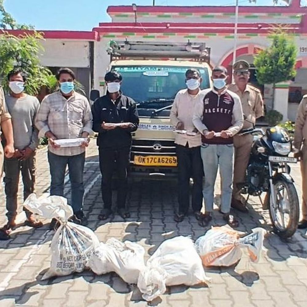 सहारनपुर पेपर फैक्ट्री से 47 मोटर चोरी:सामान, वाहन और हथियार बरामद, 5 आरोपी गिरफ्तार