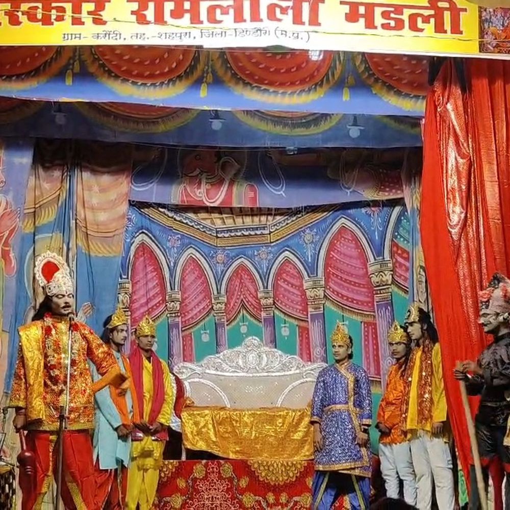 करौंदी गांव में चैत्र नवरात्रि पर रामलीला:स्थानीय कलाकारों ने किया मंचन; संत बोले-सनातन संस्कृति से जुड़ने का माध्यम