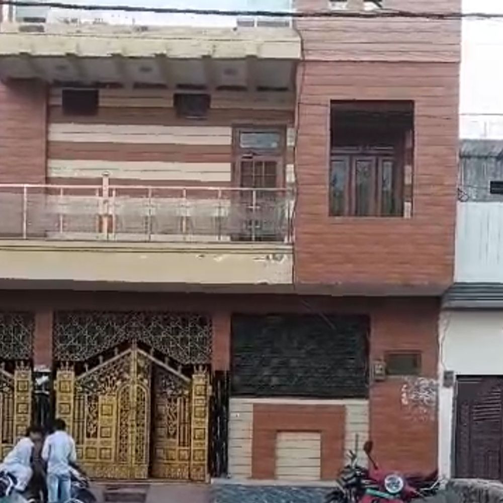 मेरठ में डॉक्टर के घर 65 लाख की चोरी:नकदी-जेवर गायब, पुलिस ने CCTV फुटेज खंगाली
