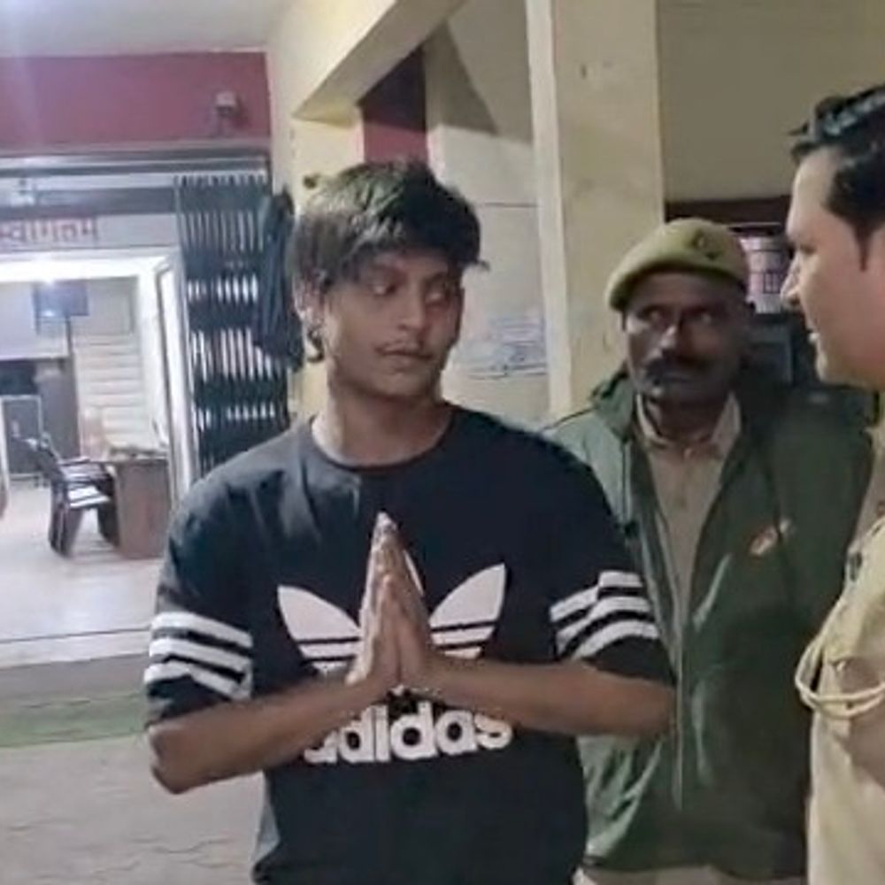 मुजफ्फरनगर में हाईवे पर स्टंट करने वाला युवक गिरफ्तार:बुलेट पर रील बनाने के आरोप में पुलिस ने की कार्रवाई