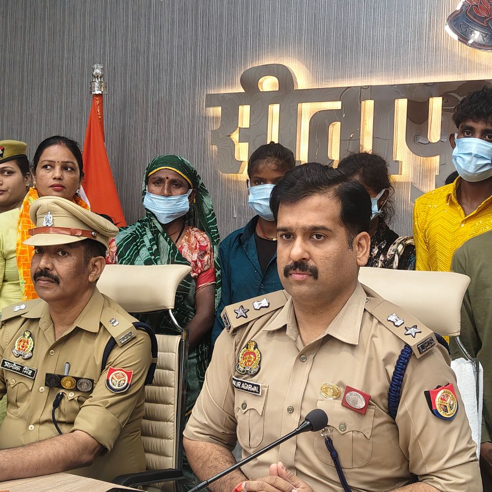 एमपी का गिरोह सीतापुर में डेरा डालकर करता था चोरियां:5 महिलाओं समेत 15 चोर गिरफ्तार, 6 लाख कैश बरामद