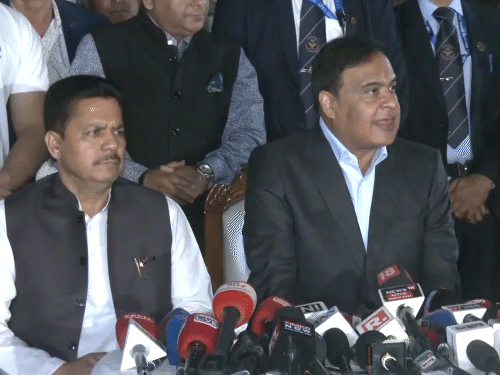 असम चुनाव-कांग्रेस से आए सांसद को टिकट देने पर नाराजगी:जिन भाजपा विधायकों का टिकट कटा, उन्होंने निर्दलीय लड़ने की बात कही; CM ने मनाया