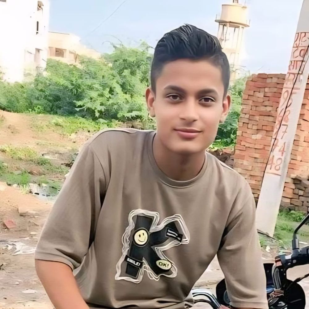 आगरा में सेना की तैयारी कर रहे किशोर की हत्या:दोस्त ने मारने के बाद शव कुएं में फेंका, थाने में जाकर बोला-मेरे पर जानलेवा हमला हुआ