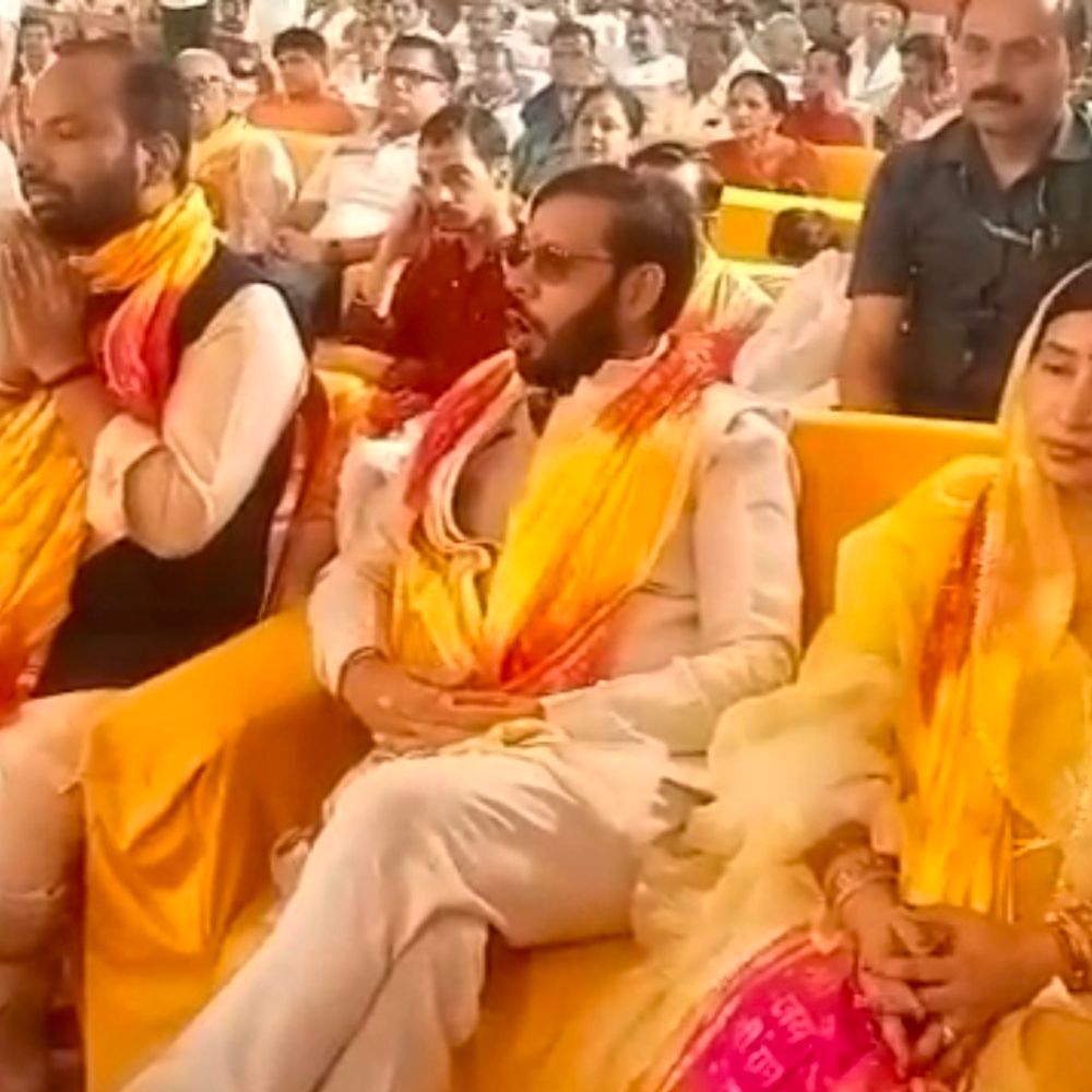 अखिलेश की आंखों को मेडिकल की जरूरत:रायबरेली में ऊंचाहार विधायक 'धुरंधर-2' पर बोले- जाकी रही भावना जैसी, प्रभु मूरत देखी तिन तैसी