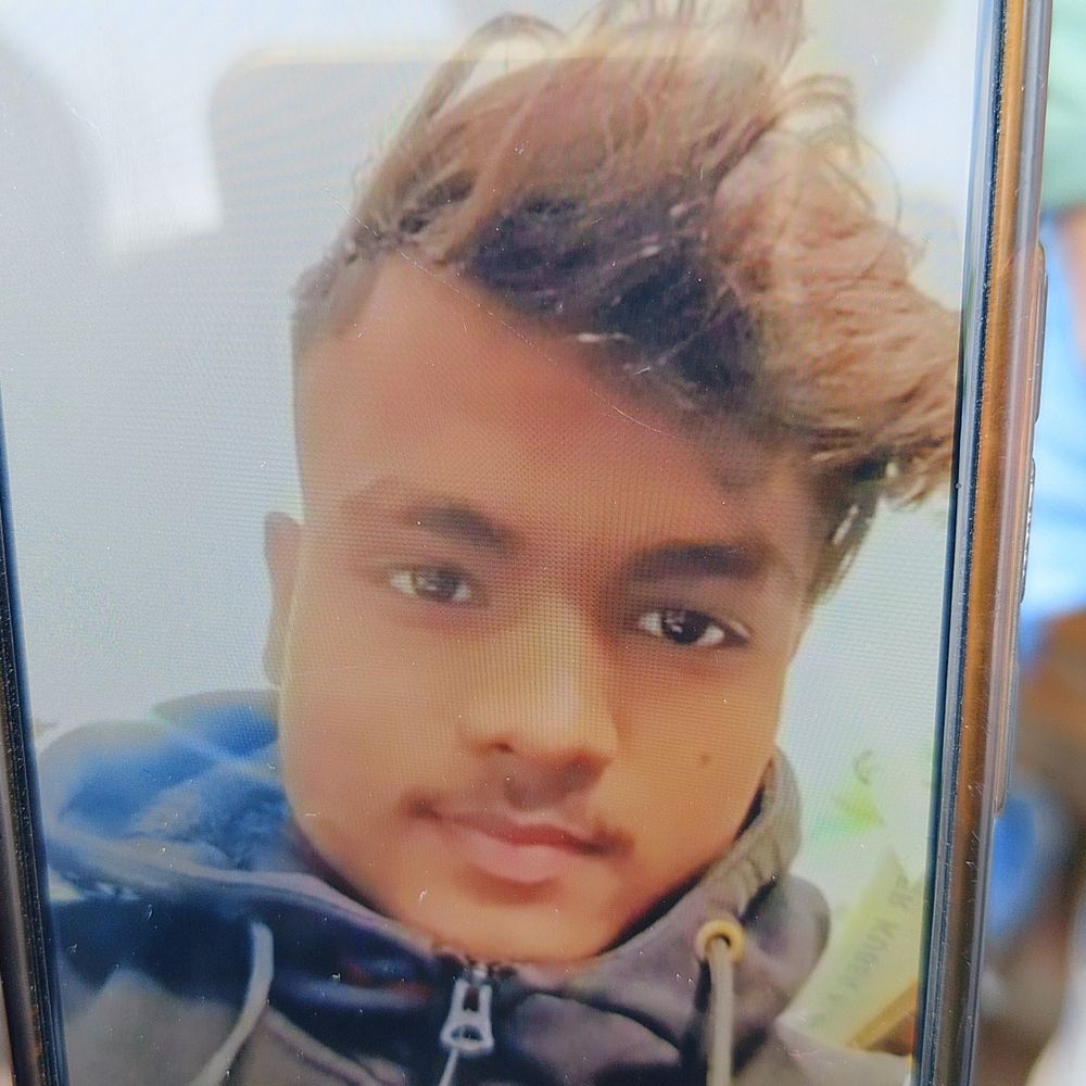 उन्नाव में नशेड़ी ने की आत्महत्या:फांसी के फंदे से लटका मिला शव, परिवार ने बताया मानसिक रूप से था परेशान