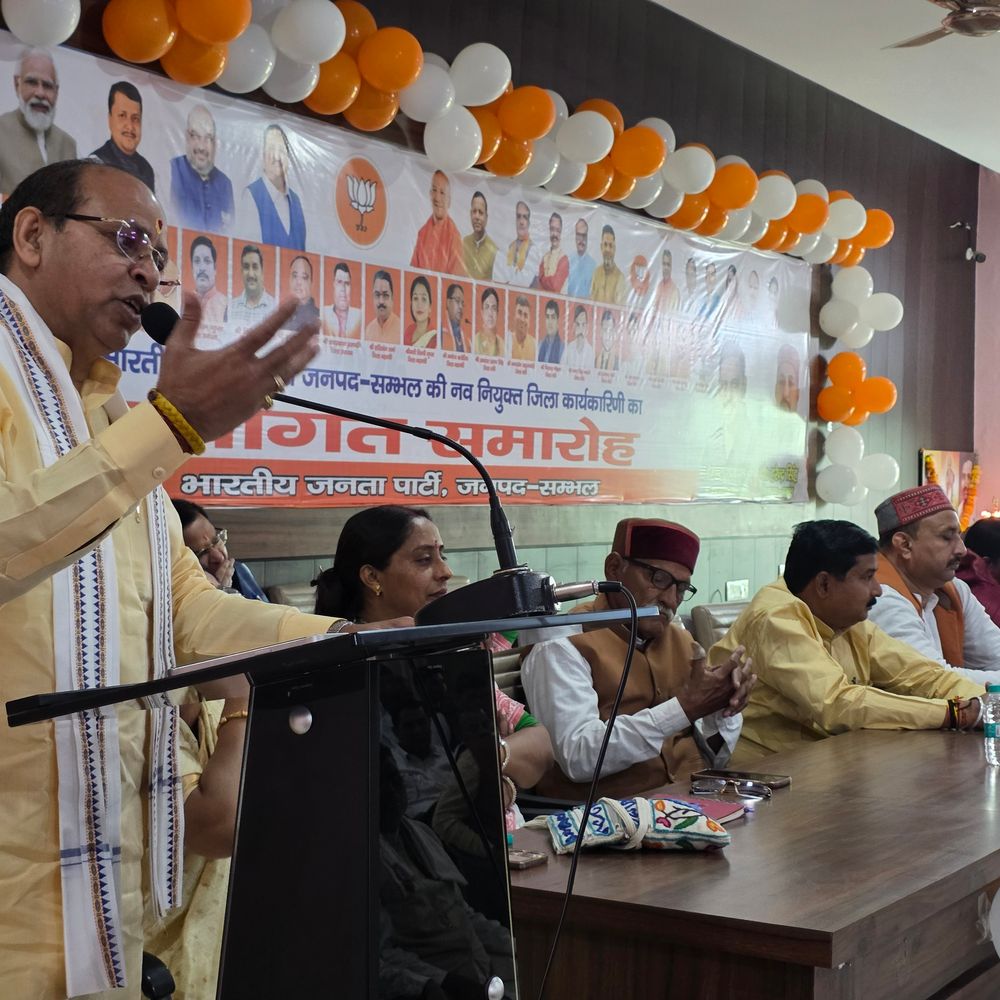 भाजपा क्षेत्रीय अध्यक्ष सिसोदिया संभल पहुंचे:बोले- हम हमेशा चुनावी मूड में रहते हैं, धुरंधर 2 को लेकर कहा- विपक्ष मुद्दाविहीन